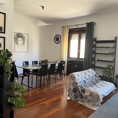 Rebecca'S Milano Collection: Repubblica Apartment Exterior foto